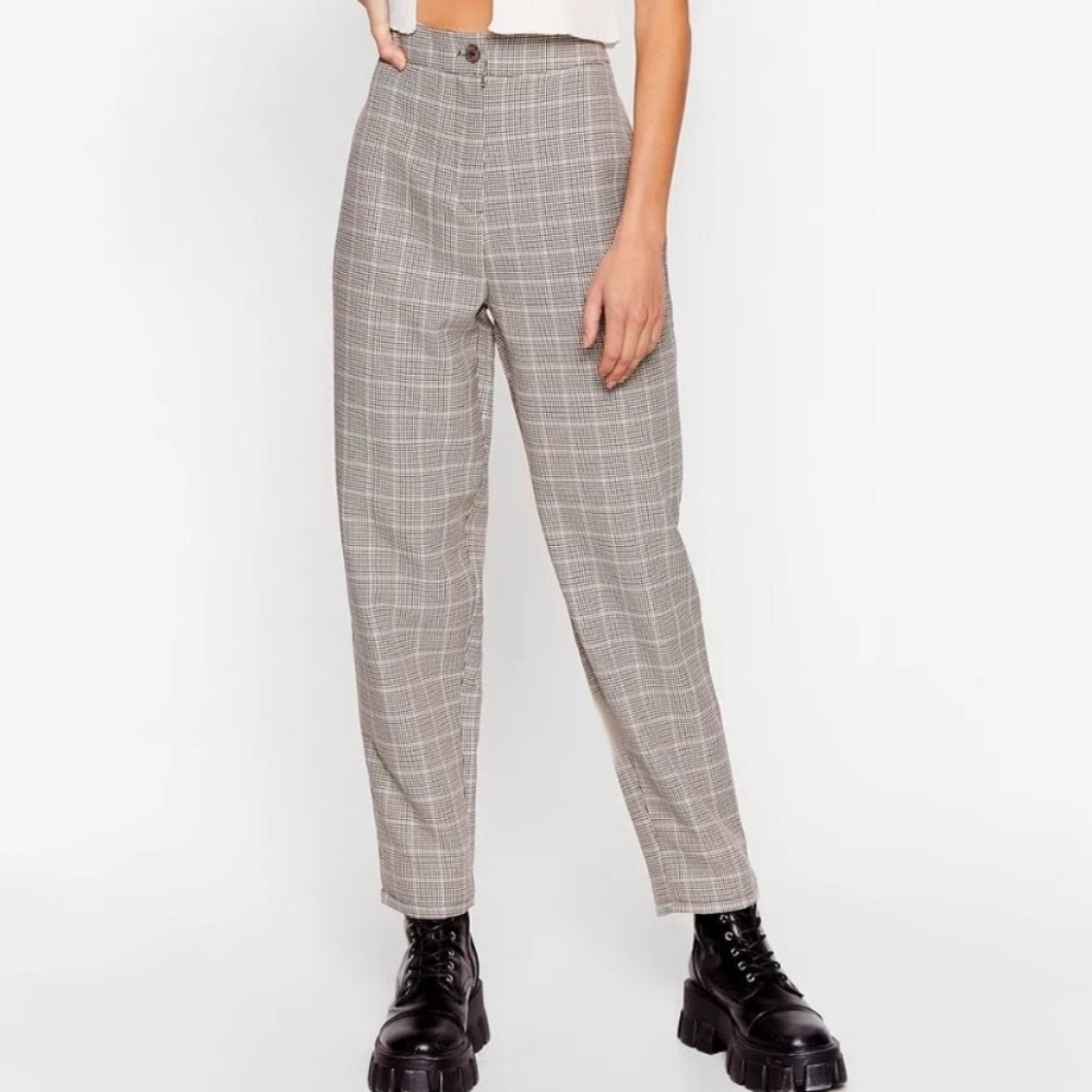 Nasty Gal plaid brown black trousers ankle Size 12